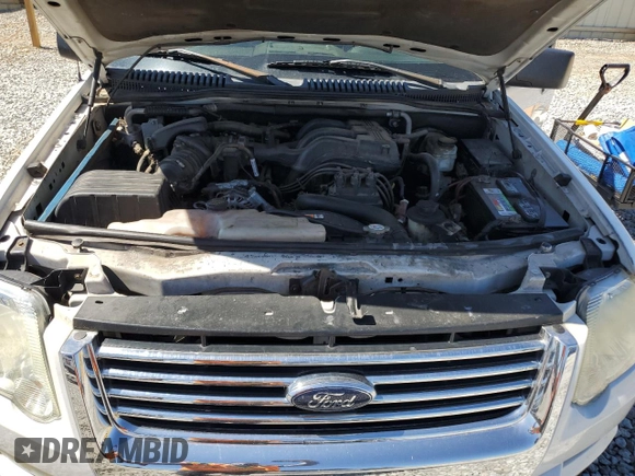 2010 Ford Explorer XLT with VIN 1FMEU7DE4AUA30133, listed as a Copart auction lot 49826815 with 118,096 mi miles and Salvage Title. Bid and sale history available at DreamBid. Image 12.