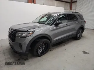 2025 Ford Explorer ST-Line with VIN 1FMUK8KH1SGB38374, listed as a Copart auction lot 60100525 with 3,374 mi miles and Salvage title. Bid and sale history available at DreamBid. Image 1.