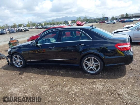 2011 Mercedes-Benz E-Class E 350 Luxury with VIN WDDHF5GB2BA356992, listed as a IAAI auction lot 41928058 with 125,525 mi miles. Bid and sale history available at carsss.com. Image 15.