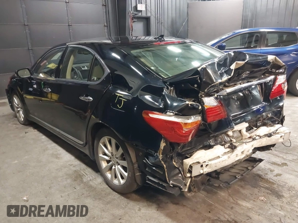 2011 Lexus LS 460 with VIN JTHCL5EF0B5008943, listed as a IAAI auction lot 41919108 with 304,511 mi miles and . Bid and sale history available at DreamBid. Image 3.