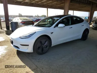 2018 Tesla Model 3 Long Range Battery z VIN 5YJ3E1EA8JF161706, wystawiony jako Copart lot #56755765 z przebiegiem 35 120 mil mil oraz Szkoda całkowita • Salvage title. Historia ofert i sprzedaży dostępna na DreamBid. Obrazek 1.