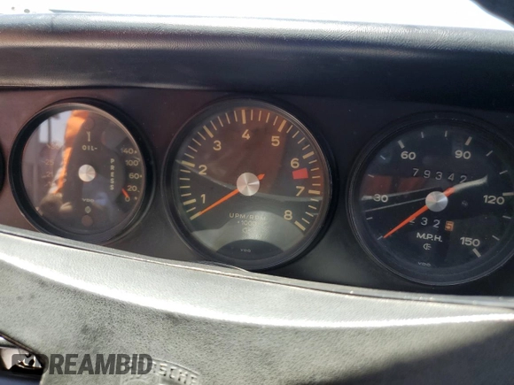 1971 Porsche 911 z VIN 9111100473, wystawiony jako Copart lot #60853765 z przebiegiem 79 342 mil mil oraz Szkoda całkowita • Salvage title. Historia ofert i sprzedaży dostępna na DreamBid. Obrazek 9.