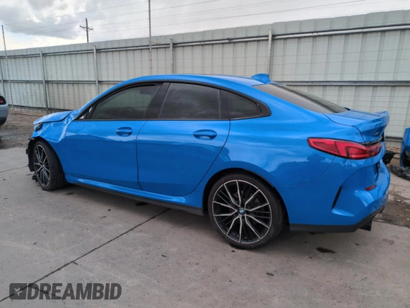 2021 BMW 2 Series 228i xDrive z VIN WBA73AK01M7G46511, wystawiony jako Copart lot #51533965 z przebiegiem 22 012 mil mil oraz Szkoda całkowita • Salvage title. Historia ofert i sprzedaży dostępna na DreamBid. Obrazek 2.