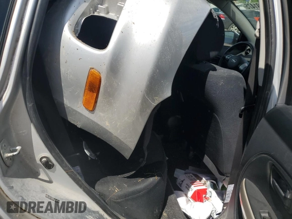 2006 Scion xA z VIN JTKKT624960165579, wystawiony jako Copart lot #55891475 z przebiegiem 81 165 mil mil oraz Szkoda całkowita • Salvage title. Historia ofert i sprzedaży dostępna na DreamBid. Obrazek 10.