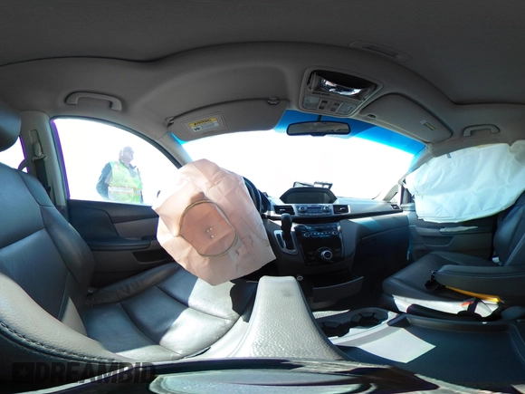 2012 Honda Odyssey EX-L with VIN 5FNRL5H61CB095789, listed as a IAAI auction lot 42065507 with 138,570 mi miles and . Bid and sale history available at DreamBid. Image 18.