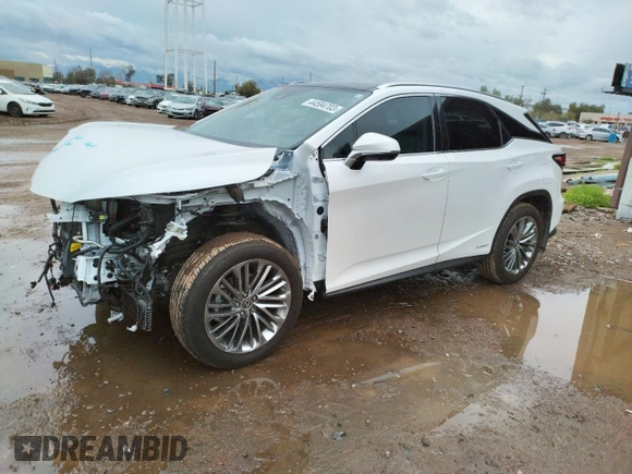 2022 Lexus RX with VIN 2T2JGMDA8NC077461, listed as a Copart auction lot 44594703 with 13,651 mi miles. Bid and sale history available at carsss.com. Image 1.