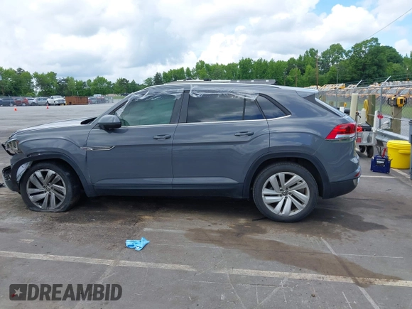 2020 Volkswagen Atlas с VIN 1V2YC2CA4LC215683, выставлен на аукционе IAAI как лот 42235522 с пробегом 53 189 миль миль и . История ставок и продаж доступна на DreamBid. Изображение 13.