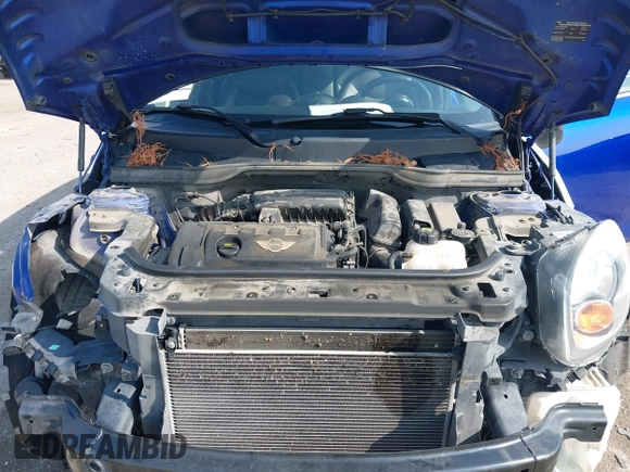 2015 MINI Countryman with VIN WMWZB3C56FWR43443, listed as a IAAI auction lot 41920848 with 91,192 mi miles and . Bid and sale history available at DreamBid. Image 10.