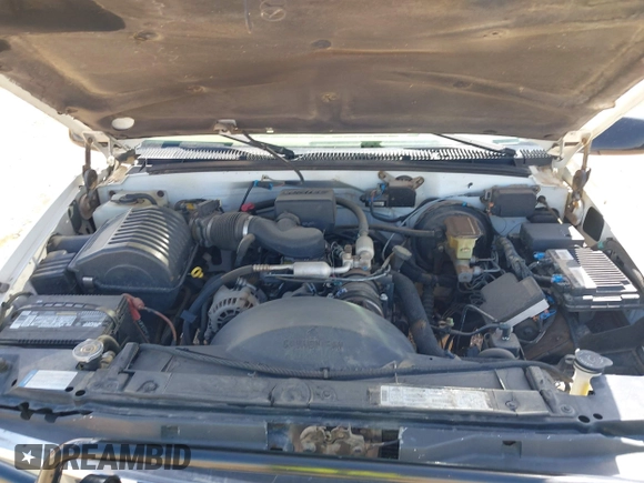 1998 Chevrolet Silverado 1500 with VIN 1GCEK19R0WR134874, listed as a IAAI auction lot 42062143 with 162,211 mi miles and . Bid and sale history available at DreamBid. Image 10.