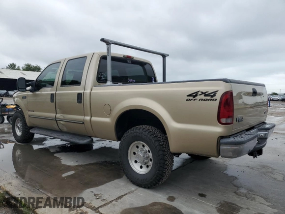2000 Ford F-250 XL with VIN 1FTNW21F8YED04548, listed as a Copart auction lot 53504655 with 237,741 mi miles and Salvage title. Bid and sale history available at DreamBid. Image 2.