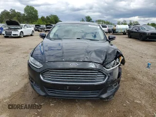 2013 Ford Fusion SE with VIN 3FA6P0HR2DR339606, listed as a Copart auction lot 57692505 with 192,753 mi miles and Salvage title. Bid and sale history available at DreamBid. Image 5.