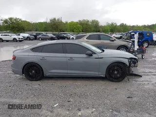 2019 Audi RS 5 Sportback z VIN WUABWCF54KA908298, wystawiony jako IAAI lot #41973097 z przebiegiem 84 666 mil mil oraz . Historia ofert i sprzedaży dostępna na DreamBid. Obrazek 12.