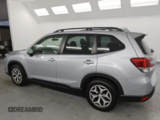 2023 Subaru Forester Premium with VIN JF2SKAEC8PH446664, listed as a Copart auction lot 62329525 with 58,055 mi miles and Clean title. Bid and sale history available at DreamBid. Image 2.
