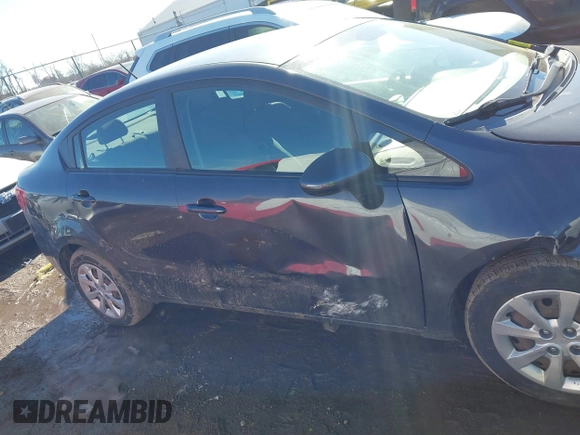 2012 Kia Rio EX z VIN KNADN4A3XC6075936, wystawiony jako IAAI lot #41445268 z przebiegiem 193 126 mil mil oraz . Historia ofert i sprzedaży dostępna na DreamBid. Obrazek 13.