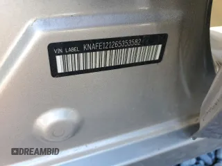 2006 Kia Spectra EX z VIN KNAFE121265353582, wystawiony jako Copart lot #52747635 z przebiegiem 99 087 mil mil oraz Szkoda całkowita • Salvage title. Historia ofert i sprzedaży dostępna na DreamBid. Obrazek 14.