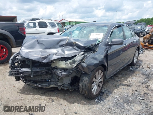 2015 Honda Accord EX-L with VIN 1HGCR2F82FA272839, listed as a IAAI auction lot 42470261 with 130,845 mi miles and . Bid and sale history available at DreamBid. Image 17.