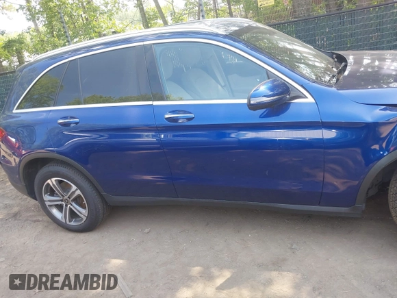 2021 Mercedes-Benz GLC 300 with VIN W1N0G8EB8MF948937, listed as a IAAI auction lot 42571738 with 38,527 mi miles and . Bid and sale history available at DreamBid. Image 14.