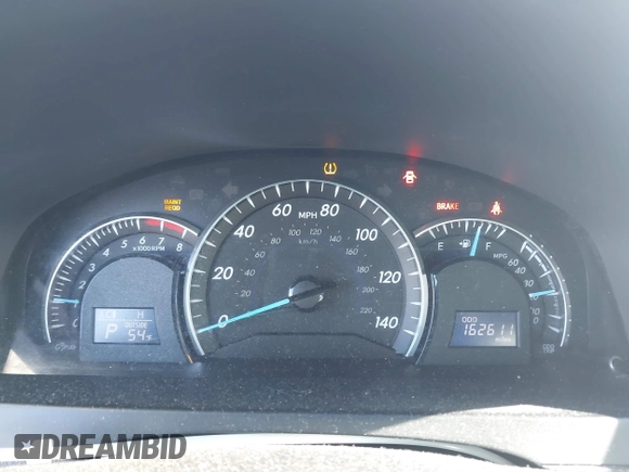 2014 Toyota Camry L with VIN 4T1BF1FK4EU338230, listed as a IAAI auction lot 41797002 with 162,611 mi miles. Bid and sale history available at carsss.com. Image 7.