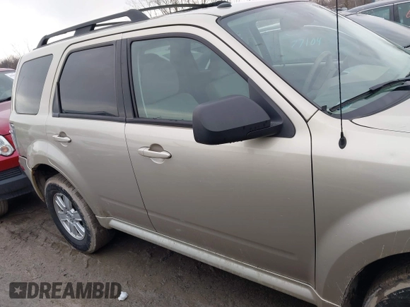 2011 Mercury Mariner z VIN 4M2CN8B76BKJ06851, wystawiony jako IAAI lot #41652014 z przebiegiem 118 914 mil mil oraz . Historia ofert i sprzedaży dostępna na DreamBid. Obrazek 13.