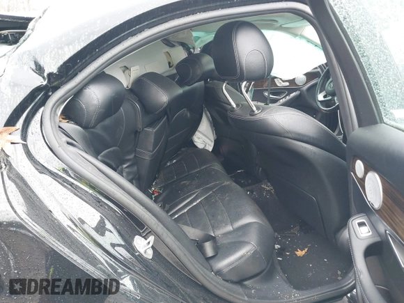 2018 Mercedes-Benz C 300 с VIN 55SWF4KB5JU242766, выставлен на аукционе IAAI как лот 41663368 с пробегом 79 959 миль миль и . История ставок и продаж доступна на DreamBid. Изображение 8.
