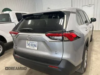 2022 Toyota RAV4 LE with VIN 2T3F1RFVXNC296650, listed as a IAAI auction lot 42122850 with 11,195 mi miles. Bid and sale history available at carsss.com. Image 1.