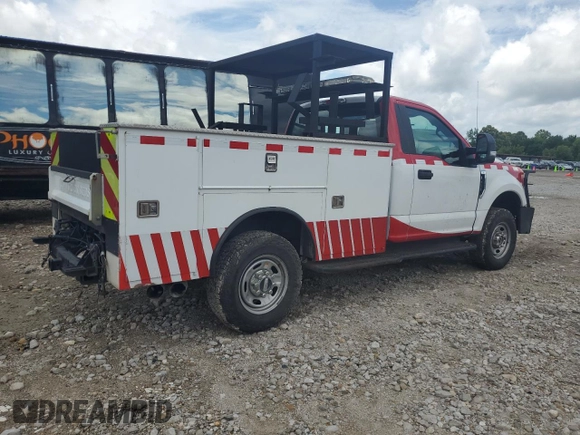 2017 Ford F-250 XLT with VIN 1FTBF2BT4HEE94906, listed as a Copart auction lot 60002685 with 297,339 mi miles and Clean title. Bid and sale history available at DreamBid. Image 3.