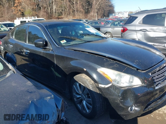 2013 Infiniti M with VIN JN1BY1AR3DM604485, listed as a IAAI auction lot 41296739 with 60,516 mi miles. Bid and sale history available at carsss.com. Image 13.
