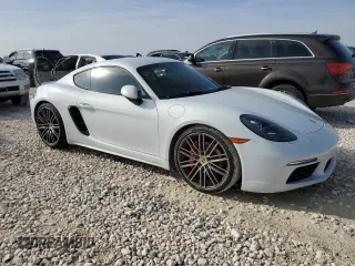 2018 Porsche 718 Cayman S z VIN WP0AB2A85JK278431, wystawiony jako Copart lot #44739785 z przebiegiem 19 324 mil mil oraz Szkoda całkowita • Salvage title. Historia ofert i sprzedaży dostępna na DreamBid. Obrazek 4.