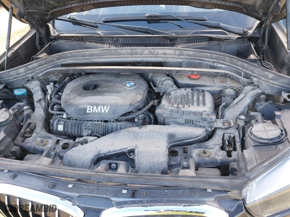 2018 BMW X1 xDrive28i with VIN WBXHT3C33J5F90349, listed as a IAAI auction lot 41385063 with 55,994 mi miles. Bid and sale history available at carsss.com. Image 10.