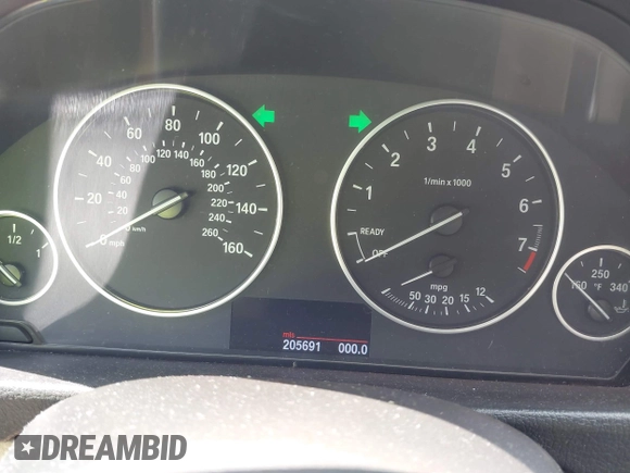 2013 BMW 3 Series 328i с VIN WBA3A5G55DNP19761, выставлен на аукционе IAAI как лот 42311901 с пробегом 205 691 миль миль и . История ставок и продаж доступна на DreamBid. Изображение 7.