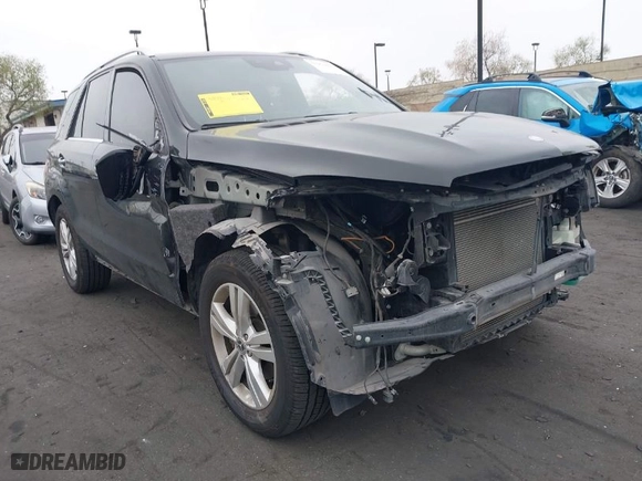 2016 Mercedes-Benz GLE with VIN 4JGDA5JB6GA773437, listed as a IAAI auction lot 41972901 with 41,160 mi miles. Bid and sale history available at carsss.com. Image 1.