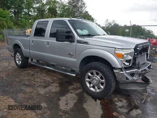 2011 Ford F-250 XL z VIN 1FT7W2BT4BEC18741, wystawiony jako IAAI lot #42057804 z przebiegiem 152 255 mil mil oraz . Historia ofert i sprzedaży dostępna na DreamBid. Obrazek 1.