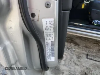 2004 Jeep Grand Cherokee Laredo z VIN 1J4GW48S84C200617, wystawiony jako Copart lot #51732045 z przebiegiem 171 452 mil mil oraz Nie do naprawy • Non repairable. Historia ofert i sprzedaży dostępna na DreamBid. Obrazek 13.