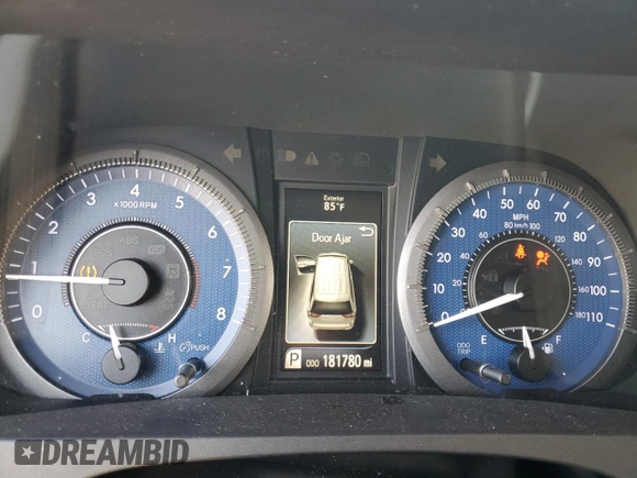 2015 Toyota Sienna XLE with VIN 5TDYK3DCXFS672544, listed as a Copart auction lot 52135735 with 181,780 mi miles and Salvage Title. Bid and sale history available at carsss.com. Image 9.