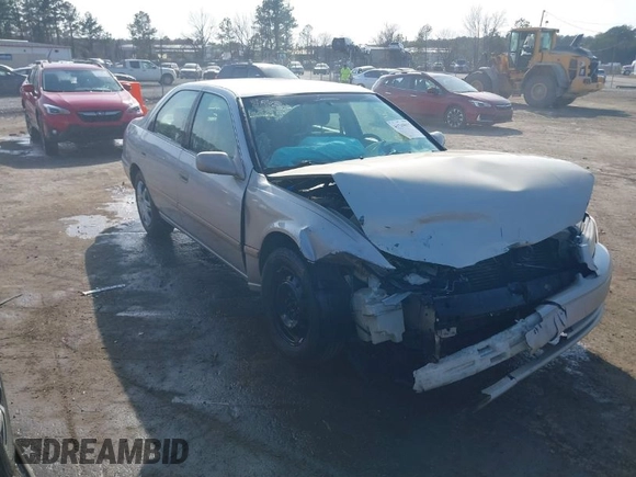 2001 Toyota Camry CE with VIN 4T1BG22K71U027796, listed as a IAAI auction lot 41749025 with 167,917 mi miles and . Bid and sale history available at DreamBid. Image 1.