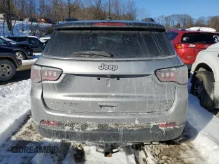 2018 Jeep Compass Limited with VIN 3C4NJDCB4JT433509, listed as a Copart auction lot 42459705 with 55,377 mi miles and Salvage Title. Bid and sale history available at carsss.com. Image 6.