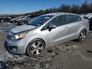 2012 Kia Rio EX z VIN KNADN4A38C6074235, wystawiony jako Copart lot #42050375 z przebiegiem 100 138 mil mil oraz Czysty tytuł • Clean title. Historia ofert i sprzedaży dostępna na DreamBid. Obrazek 1.