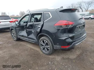 2018 Nissan Rogue S with VIN 5N1AT2MV0JC700111, listed as a IAAI auction lot 41682950 with 1 mi miles. Bid and sale history available at carsss.com. Image 3.