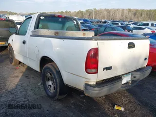 2002 Ford F-150 XL with VIN 1FTRF172X2NB18372, listed as a IAAI auction lot 41478280 with 240,736 mi miles. Bid and sale history available at carsss.com. Image 3.