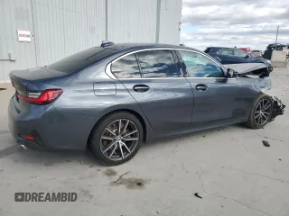 2022 BMW 3 Series 330i xDrive with VIN 3MW5R7J09N8C56232, listed as a Copart auction lot 47318825 with 31,339 mi miles and Salvage Title. Bid and sale history available at carsss.com. Image 3.