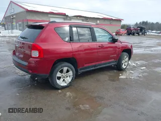 2013 Jeep Compass Sport with VIN 1C4NJDBB2DD249200, listed as a IAAI auction lot 41617232 with 186,413 mi miles. Bid and sale history available at carsss.com. Image 4.