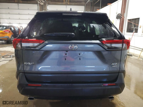 2024 Toyota RAV4 XLE with VIN 2T3P1RFV4RW418153, listed as a Copart auction lot 87078504 with 9,338 mi miles and Salvage Title. Bid and sale history available at carsss.com. Image 6.