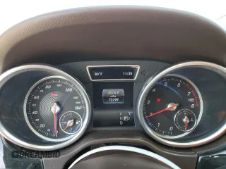 2017 Mercedes-Benz GLE 350 z VIN 4JGDA5JB1HA841287, wystawiony jako Copart lot #52943465 z przebiegiem 72 295 mil mil oraz Szkoda całkowita • Salvage title. Historia ofert i sprzedaży dostępna na DreamBid. Obrazek 9.