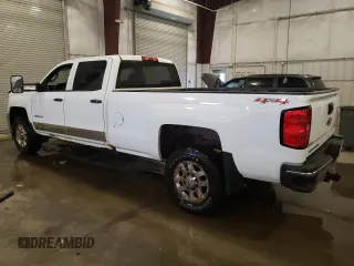 2015 Chevrolet Silverado 3500HD LT with VIN 1GC4KZC89FF154603, listed as a Copart auction lot 88771005 with 235,152 mi miles and Salvage Title. Bid and sale history available at carsss.com. Image 2.