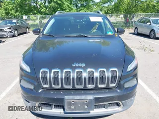 2016 Jeep Cherokee Limited with VIN 1C4PJMDB7GW318803, listed as a IAAI auction lot 42288603 with 170,103 mi miles and . Bid and sale history available at DreamBid. Image 12.