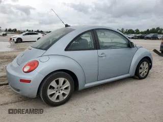 2009 Volkswagen Beetle S with VIN 3VWPW31C49M502931, listed as a Copart auction lot 55230655 with 124,870 mi miles and Clean Title. Bid and sale history available at DreamBid. Image 3.