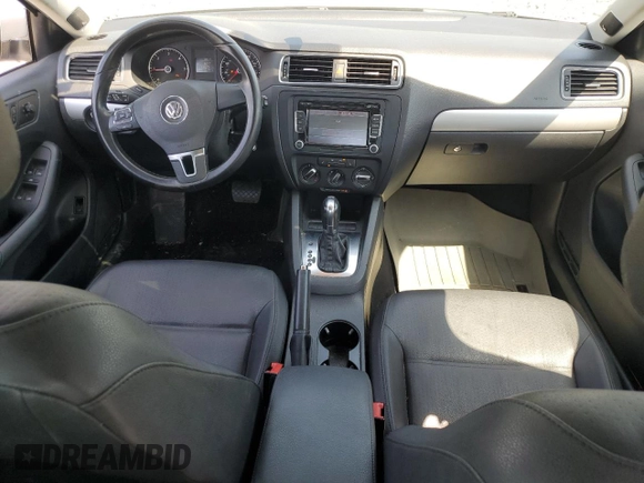 2012 Volkswagen Jetta TDI w/Premium & Nav с VIN 3VWLL7AJ4CM426910, выставлен на аукционе Copart как лот 53111065 с пробегом 137 376 миль миль и Списание • Salvage title. История ставок и продаж доступна на DreamBid. Изображение 8.