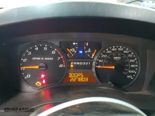 2004 Chevrolet Colorado LS Z85 with VIN 1GCDT196948134440, listed as a Copart auction lot 87057164 with 227,803 mi miles and Salvage Title. Bid and sale history available at carsss.com. Image 9.