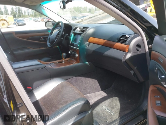 2012 Lexus LS 460 z VIN JTHBL5EF4C5108833, wystawiony jako IAAI lot #42121435 z przebiegiem 155 772 mil mil oraz . Historia ofert i sprzedaży dostępna na DreamBid. Obrazek 5.