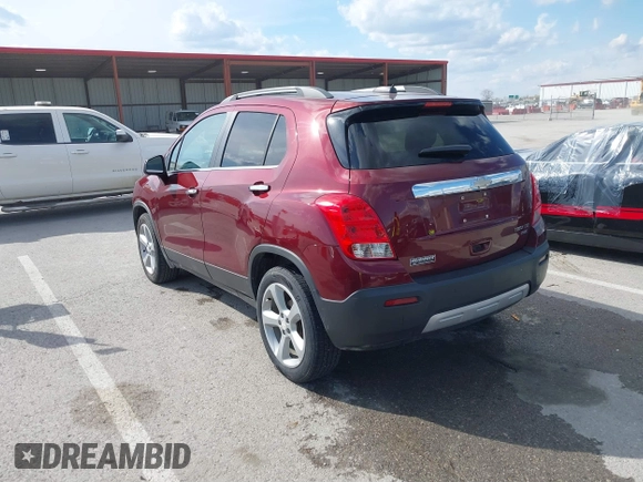 2016 Chevrolet Trax LTZ with VIN 3GNCJRSB3GL161721, listed as a IAAI auction lot 41877282 with 108,709 mi miles. Bid and sale history available at carsss.com. Image 3.